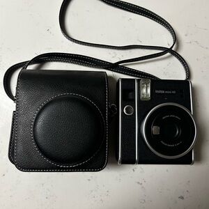 Fujifilm Instax Mini 40 Instant Film Camera